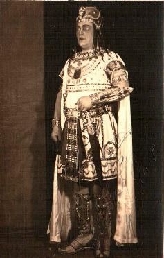 Picture of Théeo Beets  in Aida
