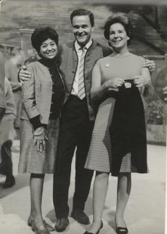 Picture of David Thaw with Claire Watson and Reri Grist