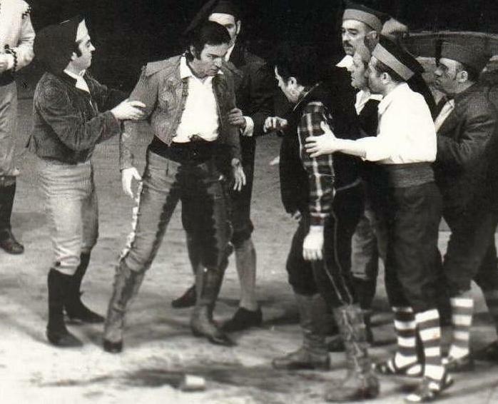 Picture of Maurice Maievsky in Cavalleria rusticana with Henri Peyrottes