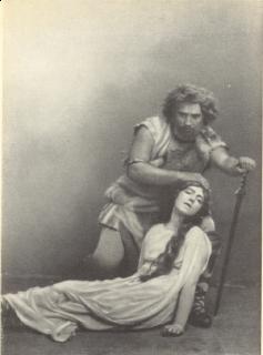 Picture of Ivan Vasilyvich Ershov as Siegmund with A. B. Akimova 1913-4