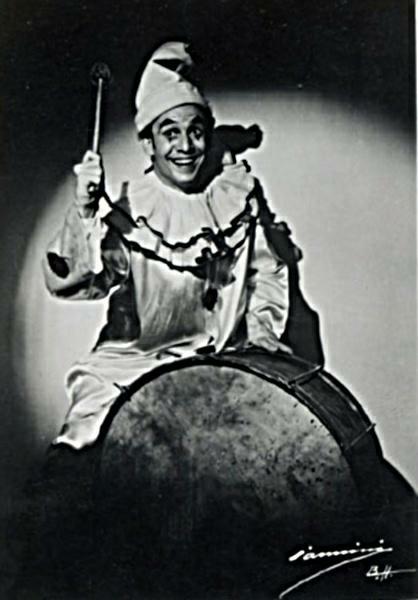 Picture of Assis Pacheco as Canio