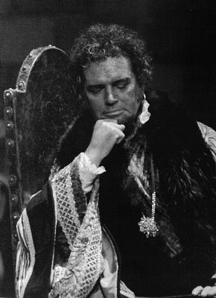 Picture of Pedro Lavirgen as Otello