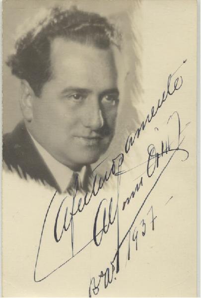 Picture of Alfonso Ortiz Tirado