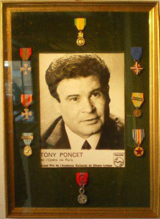 Picture of Tony Poncet's military medals