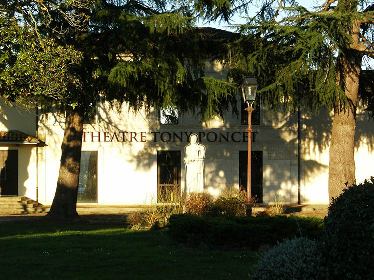 Picture of the Théâtre Tony Poncet